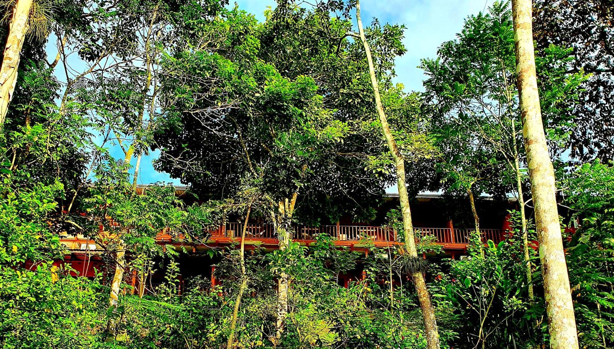 Hotel La Hacienda Quesada  エクステリア 写真